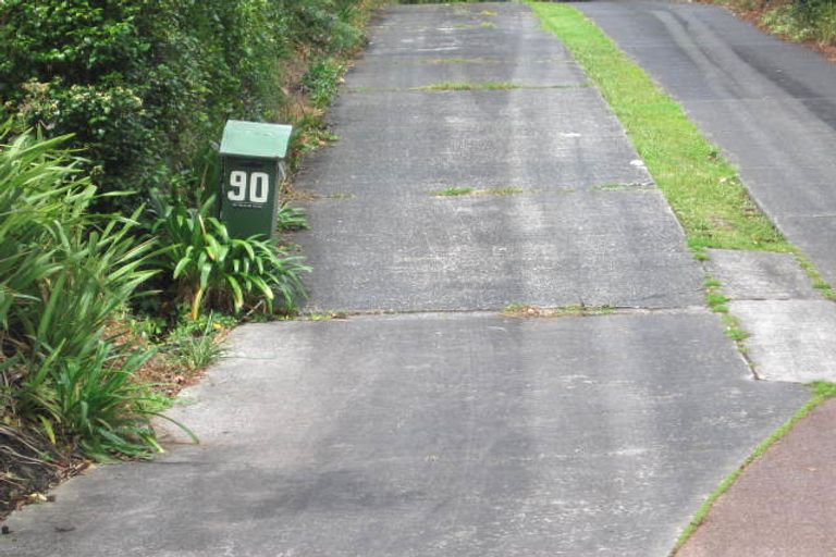 Photo of property in 90 Park Rise, Campbells Bay, Auckland, 0630