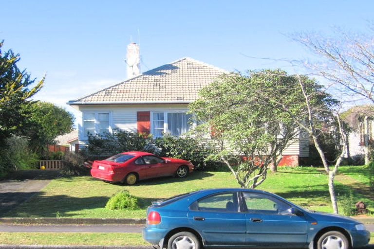 Photo of property in 11 Jellicoe Drive, Hamilton East, Hamilton, 3216