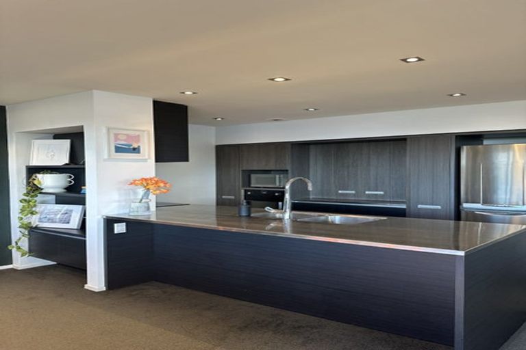 Photo of property in 7/144 Third Avenue, Tauranga, 3110