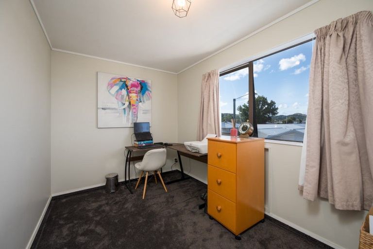 Photo of property in 7 Gilmour Place, Taradale, Napier, 4112