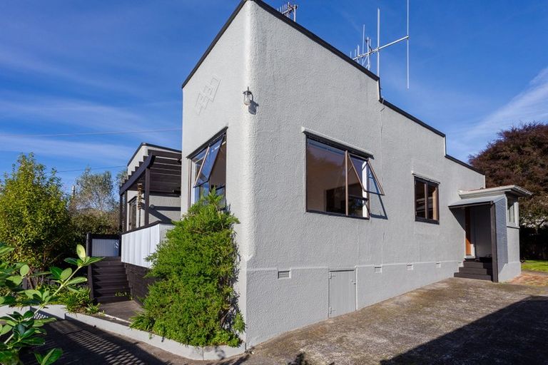 Photo of property in 21 Parkes Avenue, Saint Johns Hill, Whanganui, 4501