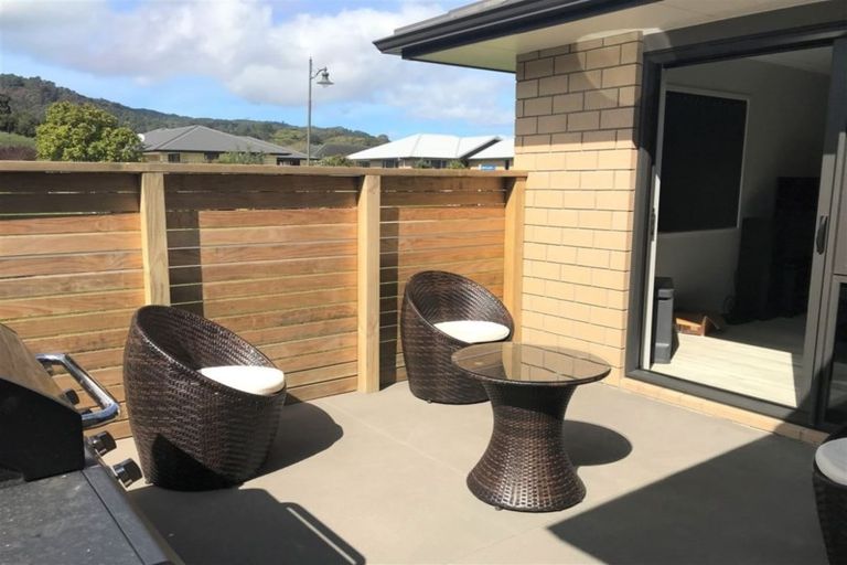 Photo of property in 24 Mary-ellen Place, Coromandel, 3506