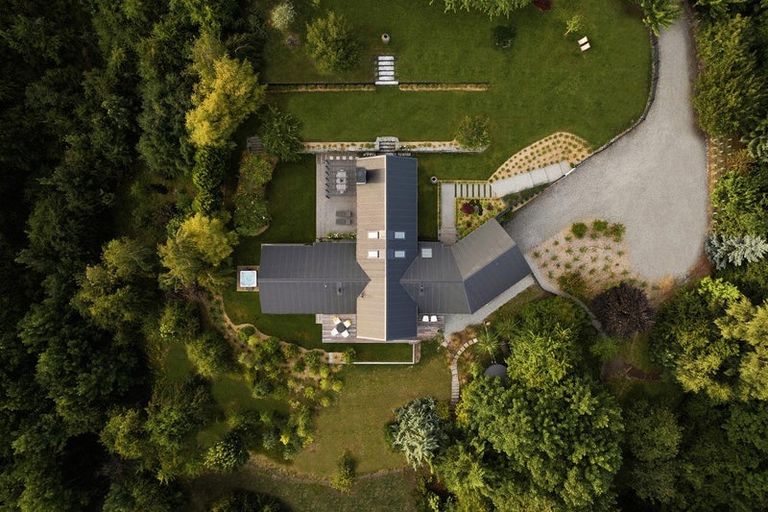 Photo of property in 408 Littles Road, Dalefield, Queenstown, 9371