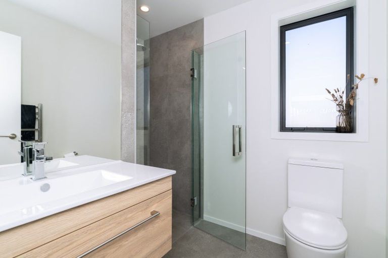 Photo of property in 16 Tunarau Street, Raglan, 3225