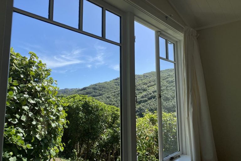 Photo of property in 145a Houghton Bay Road, Houghton Bay, Wellington, 6023