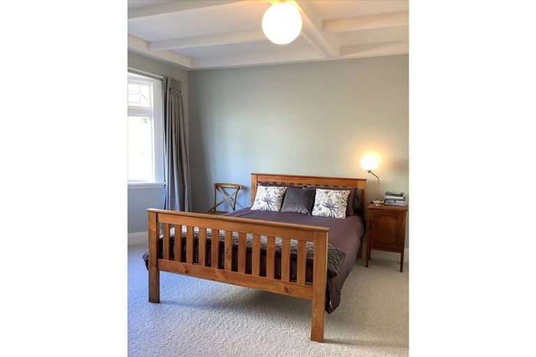 Photo of property in 5 Travancore Street, Island Bay, Wellington, 6023