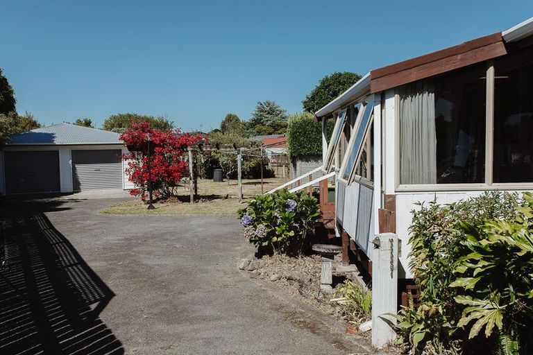 Photo of property in 7 Kanawa Street, Waikanae, 5036