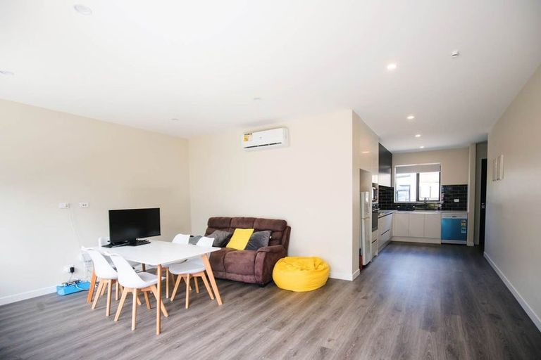 Photo of property in 21b Lumbarda Drive, Kumeu, 0810