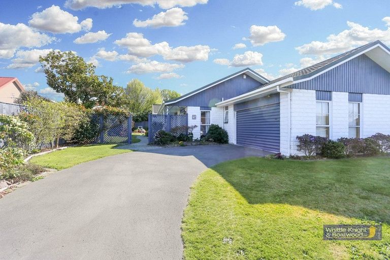 Photo of property in 5 Cherrywood Place, Redwood, Christchurch, 8051
