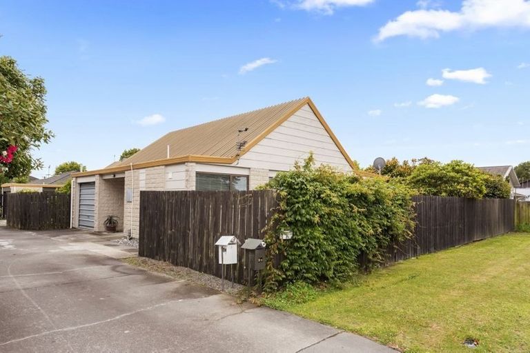 Photo of property in 1/9 Brake Street, Upper Riccarton, Christchurch, 8041