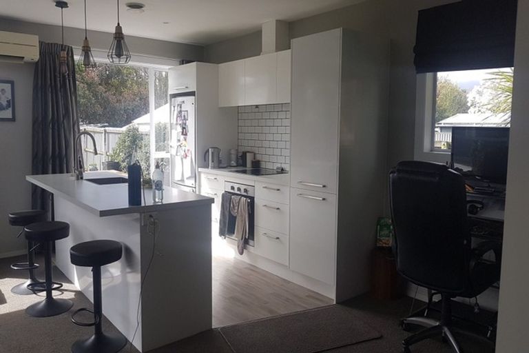 Photo of property in 10 Rosamund Place, Halswell, Christchurch, 8025