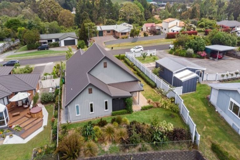 Photo of property in 21 Highfields Drive, Katikati, 3129