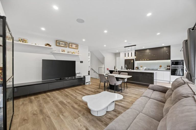 Photo of property in 26 Bendridge Street, Flat Bush, Auckland, 2019