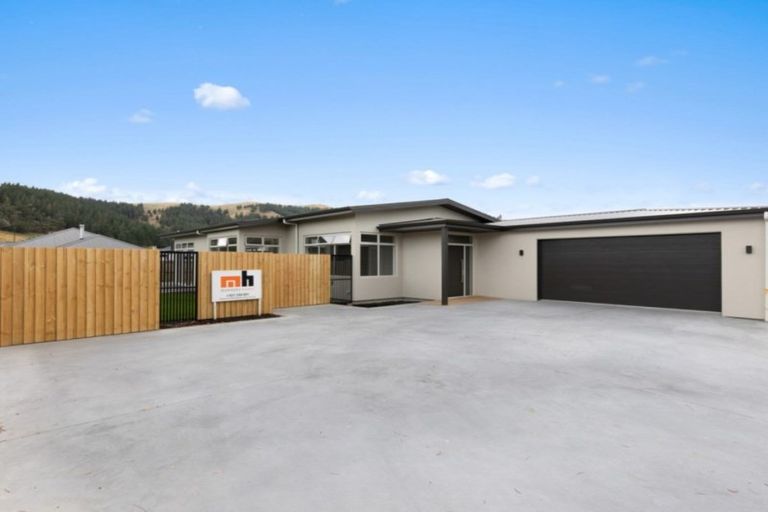 Photo of property in 233 Taylor Pass Road, Witherlea, Blenheim, 7201