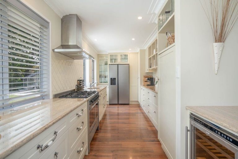 Photo of property in 142 Gillespie Place, Acacia Bay, Taupo, 3385