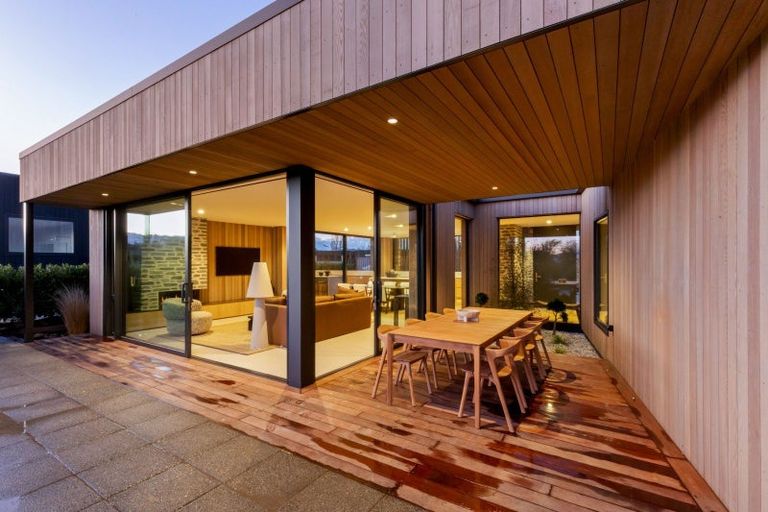 Photo of property in Kawarau Heights, 12 Kawarau Heights Boulevard, Lake Hayes, Queenstown, 9304