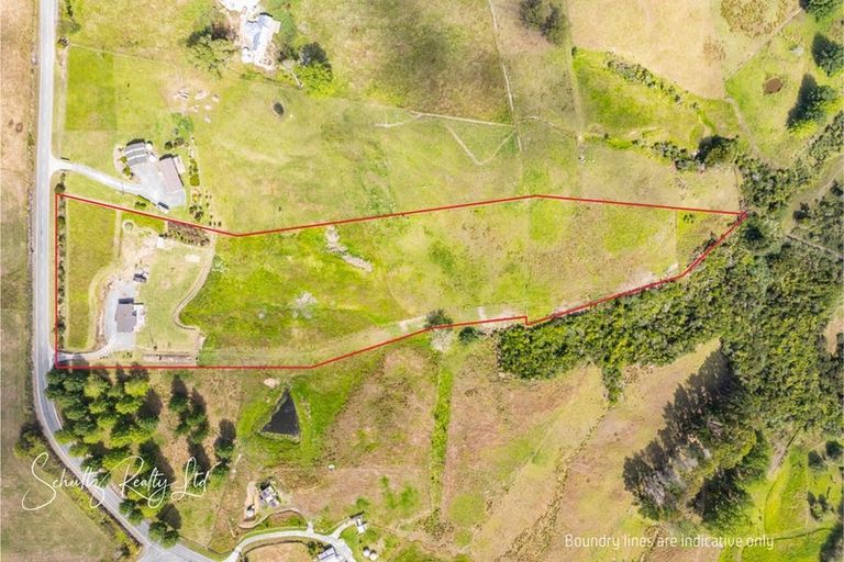 Photo of property in 918 Oneriri Road, Kaiwaka, 0573
