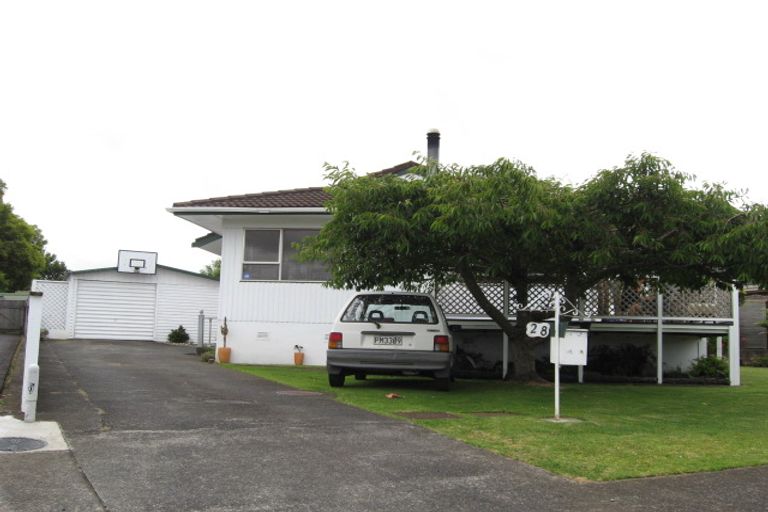 Photo of property in 28 Andes Avenue, Mangere Bridge, Auckland, 2022