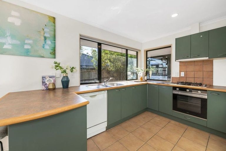 Photo of property in 1/11 Carniew Place, Dannemora, Auckland, 2016