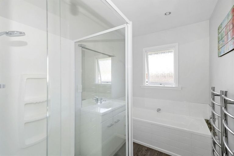 Photo of property in 35 Dunster Street, Burnside, Christchurch, 8053