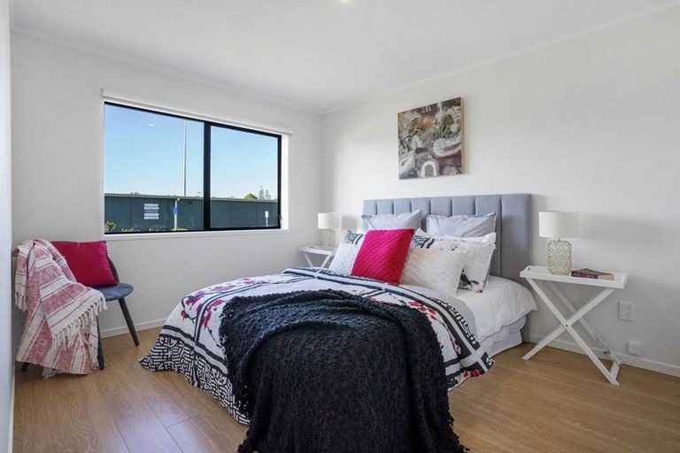 Photo of property in 1/63 Wellington Street, Howick, Auckland, 2014