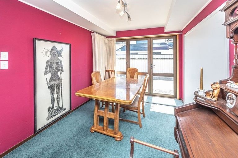 Photo of property in 11 Warwick Place, Springvale, Whanganui, 4501