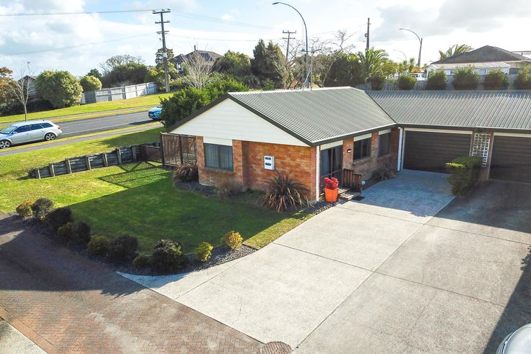 Photo of property in 70 Brymer Road, Grandview Heights, Hamilton, 3200