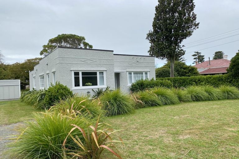 Photo of property in 2 Brassey Street, Waverley, 4510