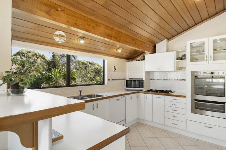 Photo of property in 3/11 Faulkner Road, Northcote Point, Auckland, 0627