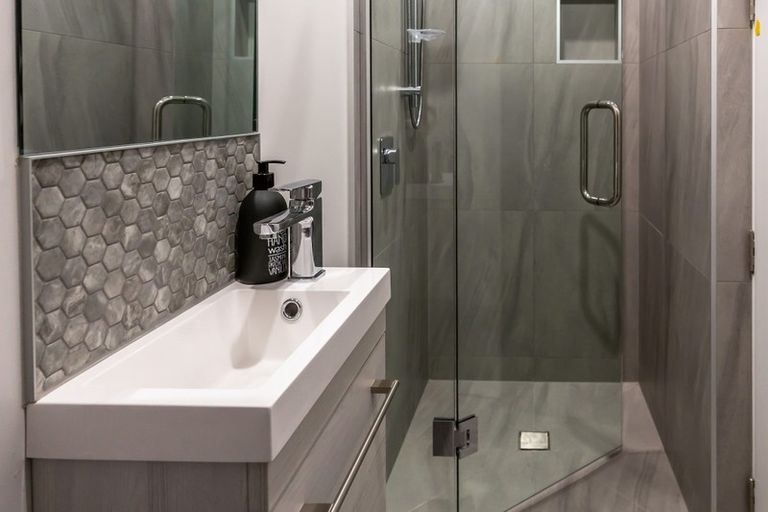 Photo of property in 2/251 Madras Street, Christchurch Central, Christchurch, 8011