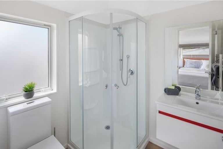 Photo of property in 51a Kemp Street, Kilbirnie, Wellington, 6022