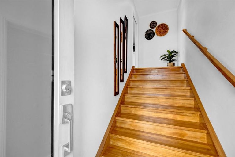 Photo of property in 15c Anderson Way, Highlands Park, New Plymouth, 4312