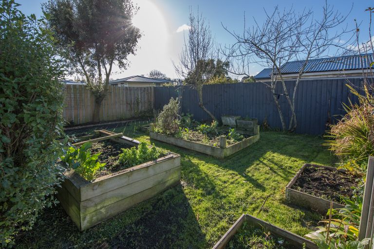Photo of property in 37 Achilles Street, Burwood, Christchurch, 8061