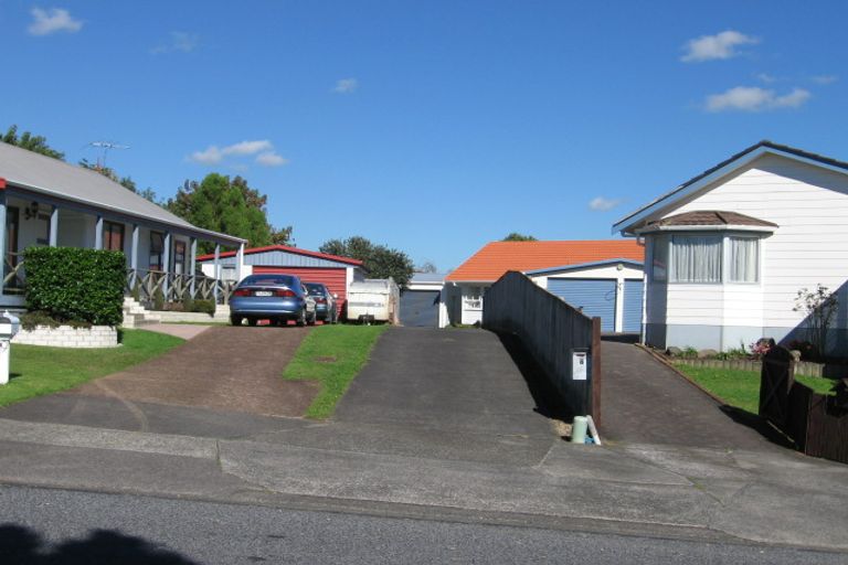 Photo of property in 7 Sheralee Place, Bucklands Beach, Auckland, 2014