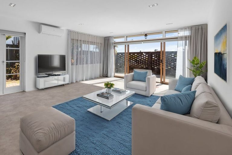 Photo of property in 1/17 Hawkins Street, Meadowbank, Auckland, 1072