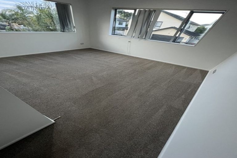 Photo of property in 41c Redoubt Road, Goodwood Heights, Auckland, 2105