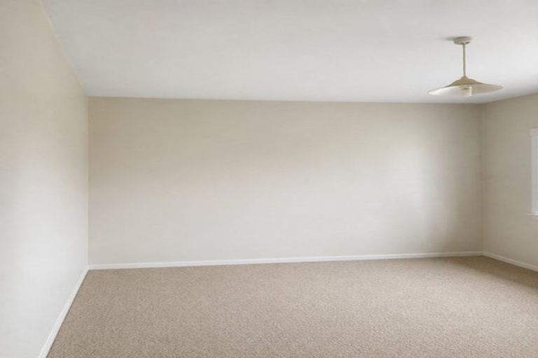 Photo of property in 25 Middleton Road, Upper Riccarton, Christchurch, 8041