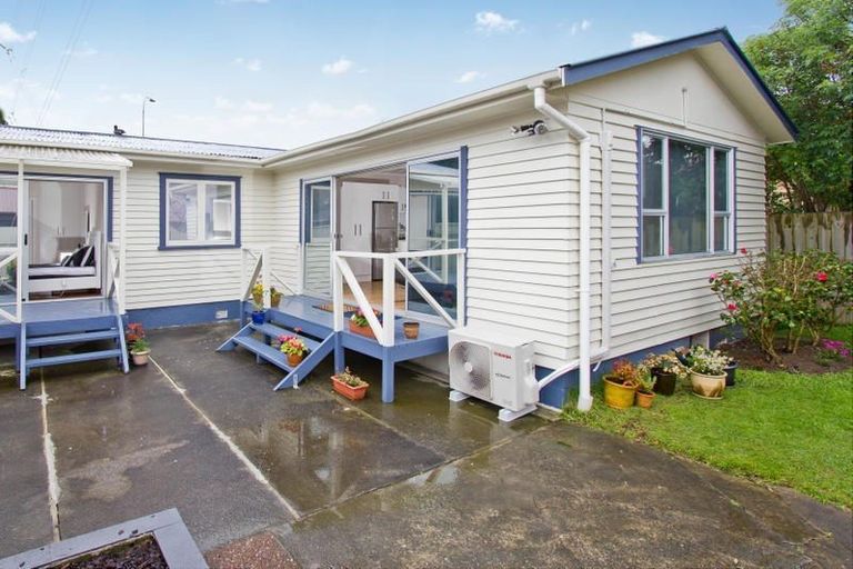 Photo of property in 119 Bolton Street, Blockhouse Bay, Auckland, 0600