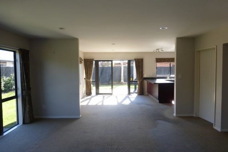 Photo of property in 57 Glasnevin Drive, Casebrook, Christchurch, 8051