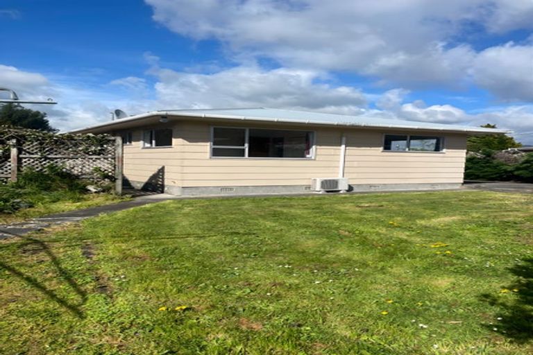 Photo of property in 9 William Benton Street, Featherston, 5710