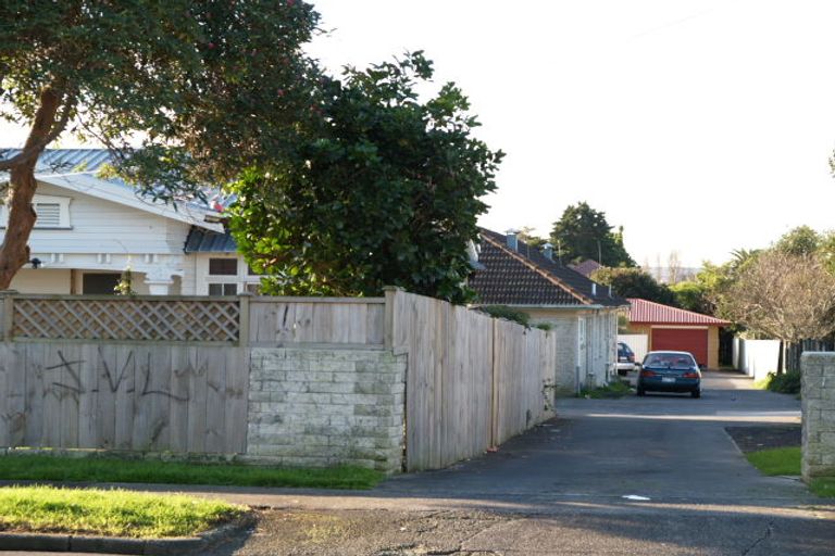 Photo of property in 11 Tennessee Avenue, Mangere East, Auckland, 2024