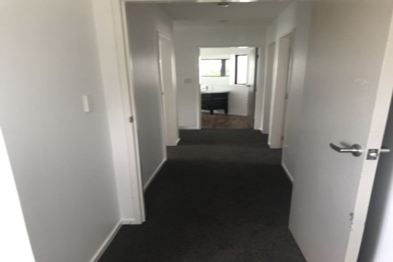 Photo of property in 19 Marjory Close, Broadmeadows, Wellington, 6035