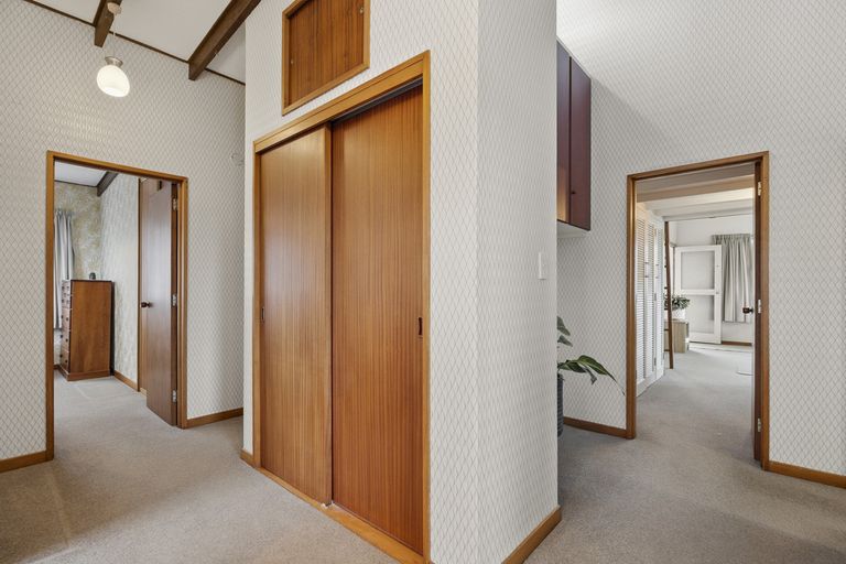 Photo of property in 28 Estuary Crescent, Fairfield, Dunedin, 9018