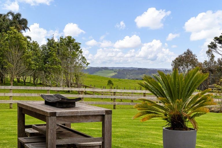 Photo of property in 200e Valley Road, Waimauku, 0881