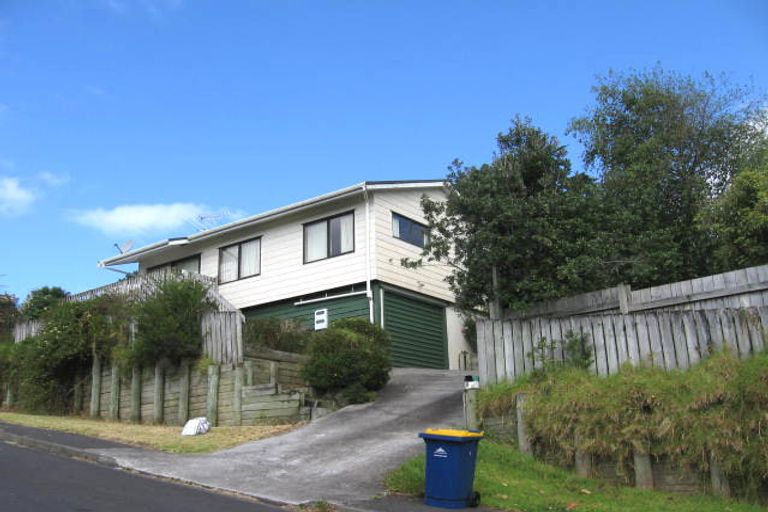 Photo of property in 1 Merrill Place, Birkdale, Auckland, 0626