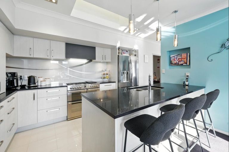 Photo of property in 43 Sycamore Close, Rangiora, 7400