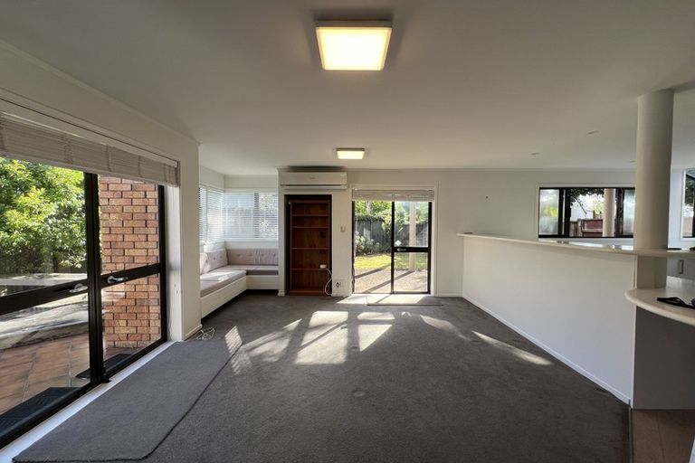 Photo of property in 11 Muritai Road, Milford, Auckland, 0620