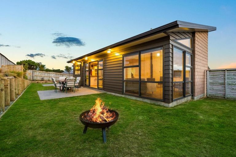 Photo of property in 42 Mo Street, Camborne, Porirua, 5026