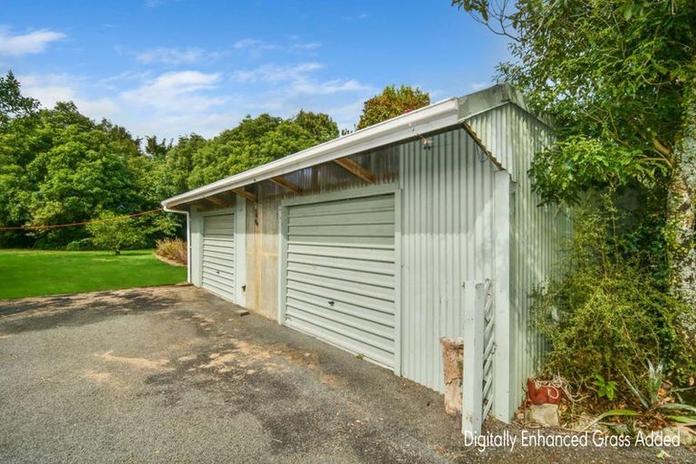 Photo of property in 37 Kew Road, Westport, 7825