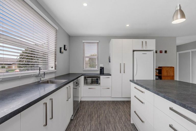 Photo of property in 19 Lignite Drive, Rolleston, 7614